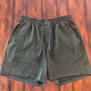 lululemon athletica Men's Soft Jersey Short with 5” inseam